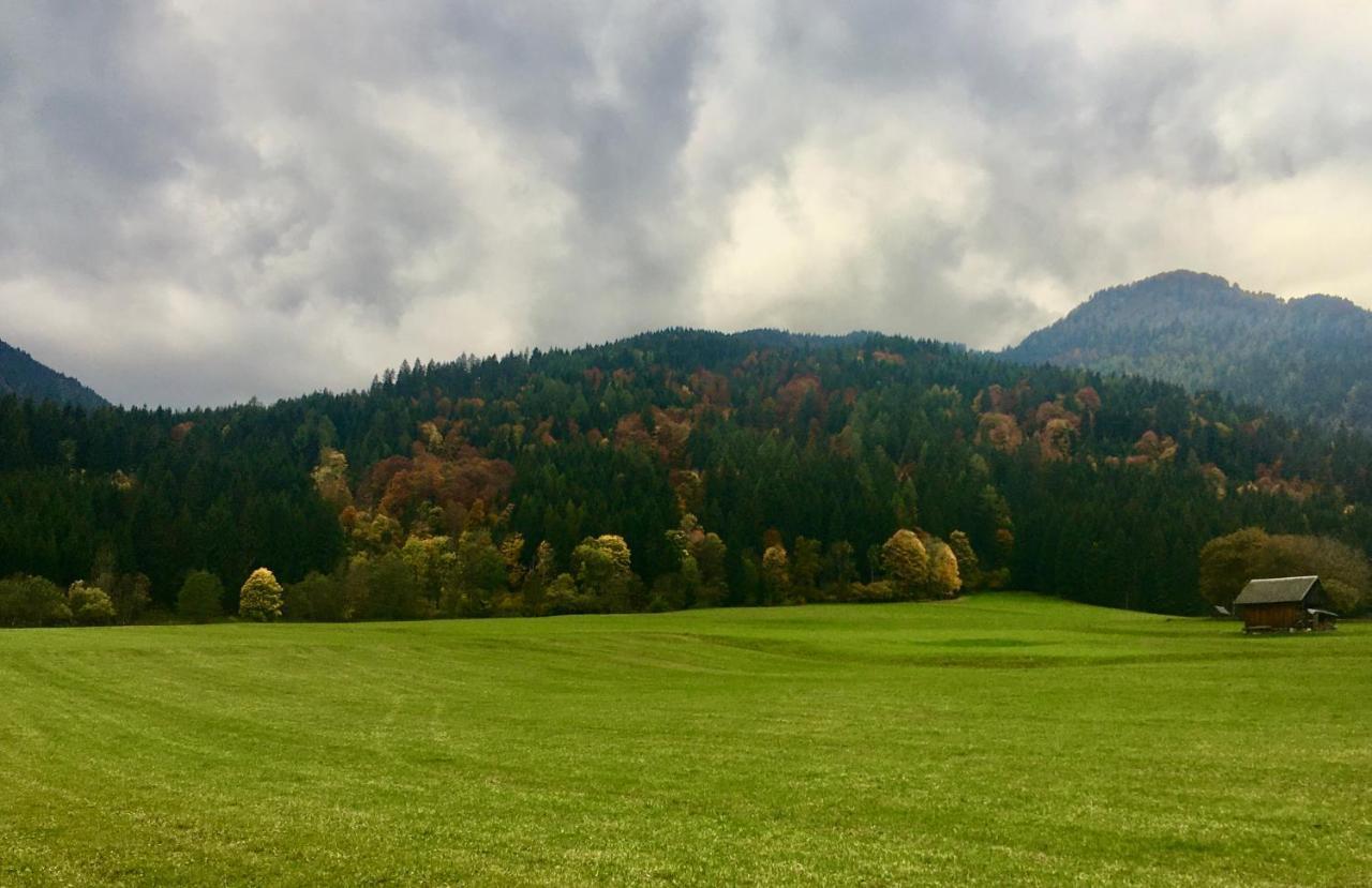 Haus 26 Weissbriach Bed & Breakfast Bagian luar foto