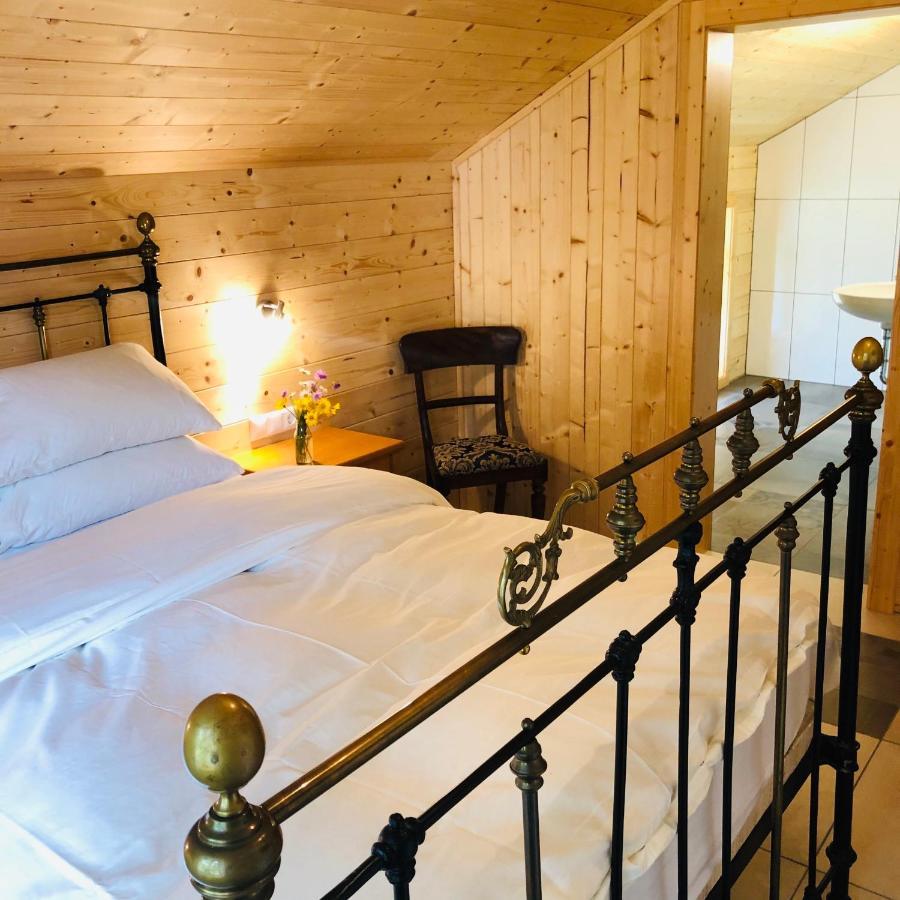 Haus 26 Weissbriach Bed & Breakfast Bagian luar foto