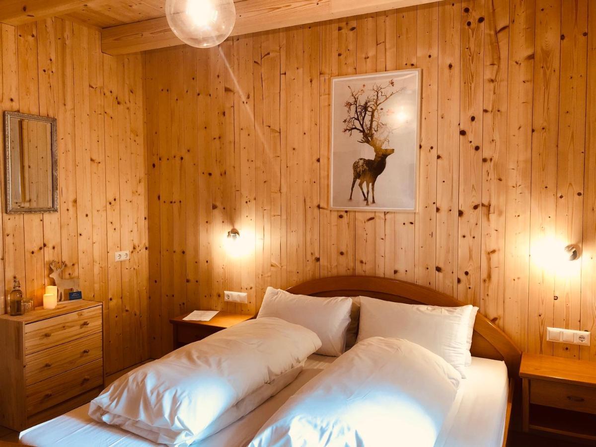 Haus 26 Weissbriach Bed & Breakfast Bagian luar foto