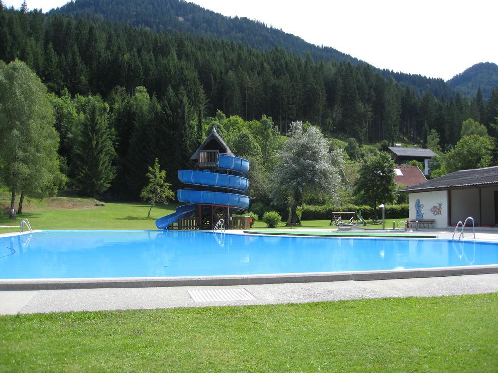Haus 26 Weissbriach Bed & Breakfast Bagian luar foto