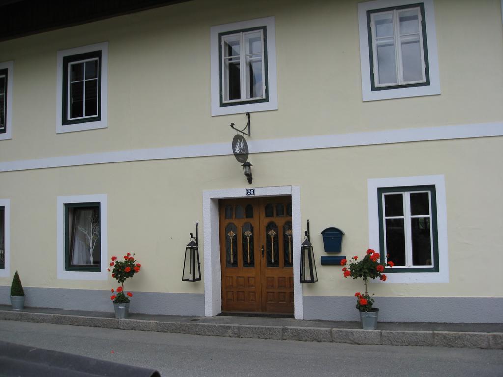 Haus 26 Weissbriach Bed & Breakfast Bagian luar foto