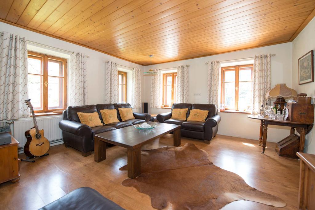 Haus 26 Weissbriach Bed & Breakfast Bagian luar foto