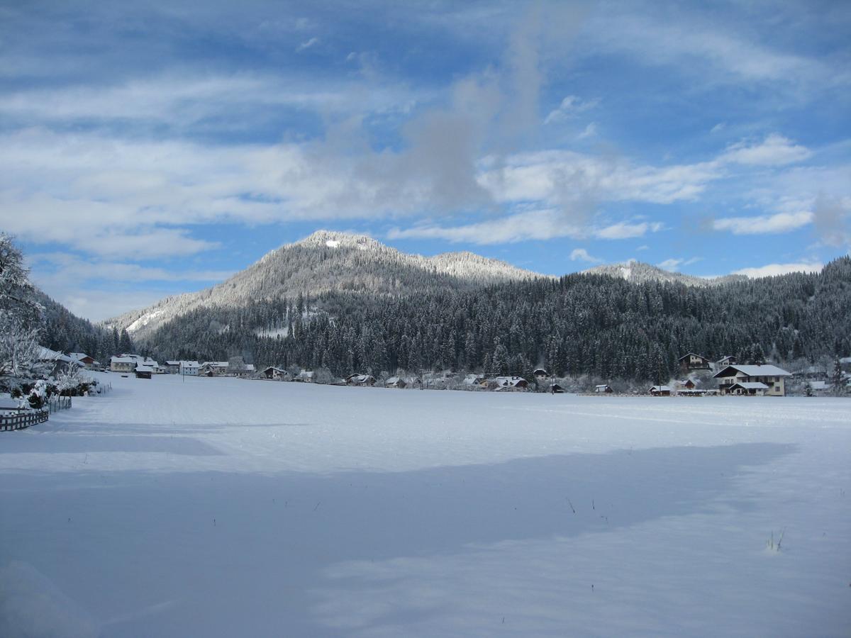 Haus 26 Weissbriach Bed & Breakfast Bagian luar foto